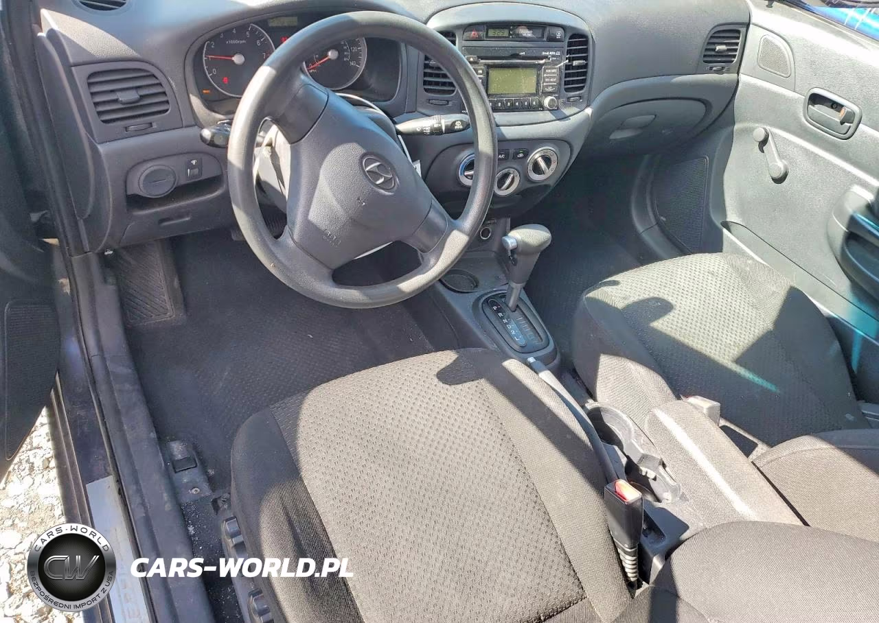 2008 Hyundai Accent Gs VIN:KMHCM36C78U093555 - 8