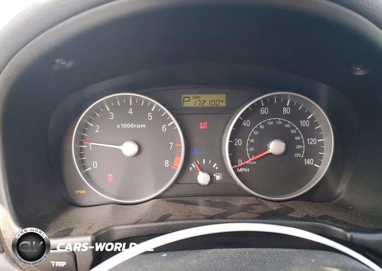 2008 Hyundai Accent Gs VIN:KMHCM36C78U093555 - 9
