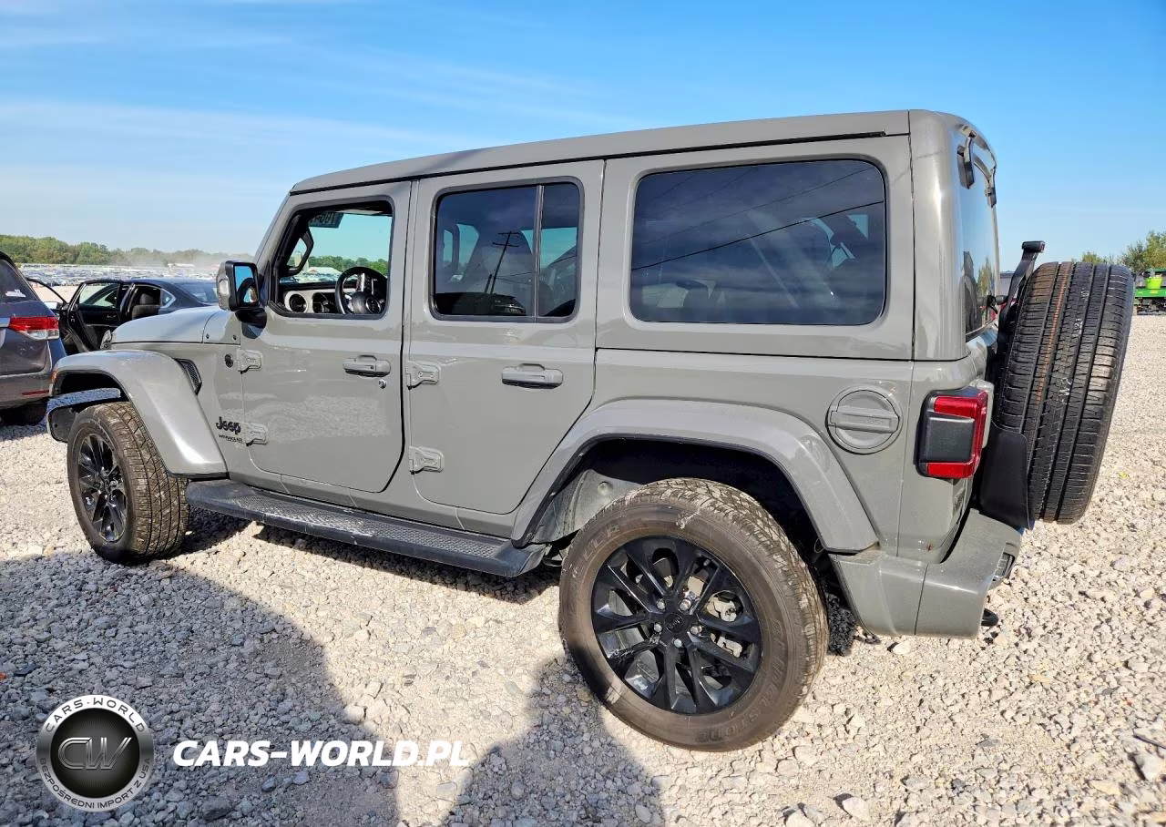 2022 Jeep Wrangler Unlimited Sahara VIN:1C4HJXEM1NW266152 - 2