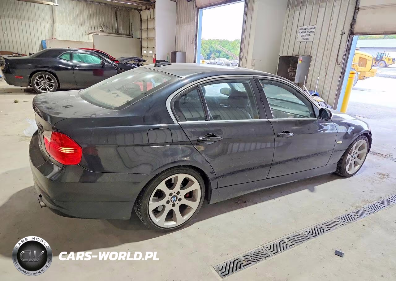 2008 BMW 335 I VIN:WBAVB73558P102572 - 3