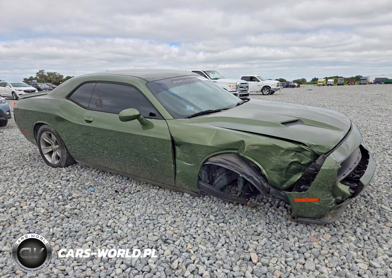 2019 Dodge Challenger Sxt VIN:2C3CDZAG6KH618332 - 4