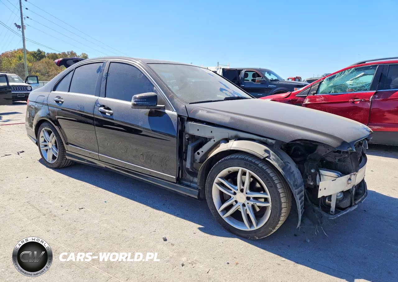 2014 Mercedes-Benz C 250 VIN:WDDGF4HBXEA937584 - 4
