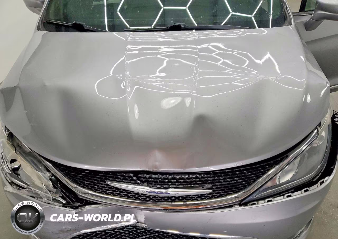 2020 Chrysler Pacifica Touring L VIN:2C4RC1BG3LR140178 - 12