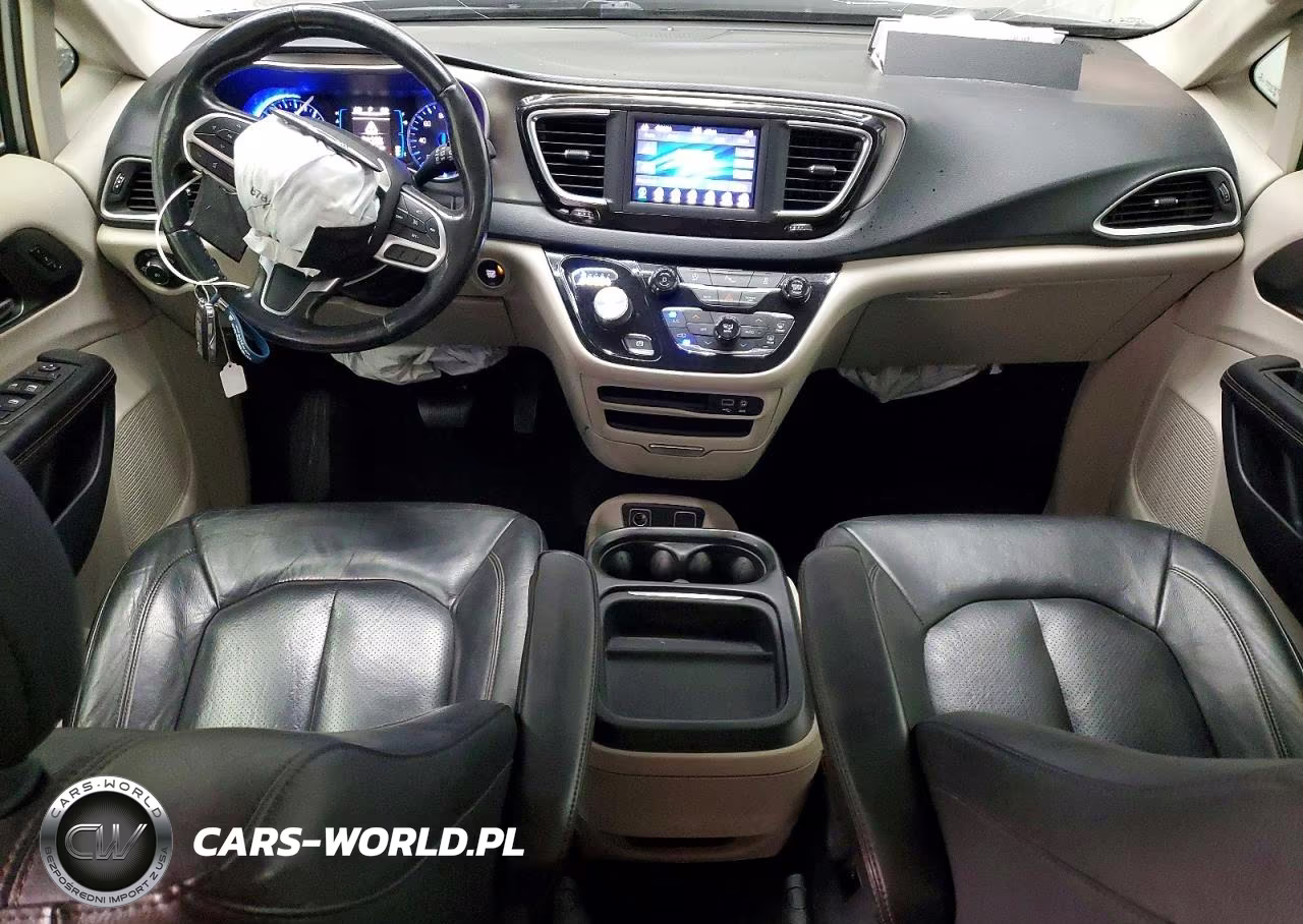 2020 Chrysler Pacifica Touring L VIN:2C4RC1BG3LR140178 - 8