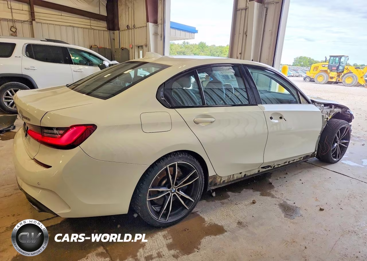 2019 BMW 330I VIN:WBA5R1C55KAK11486 - 3