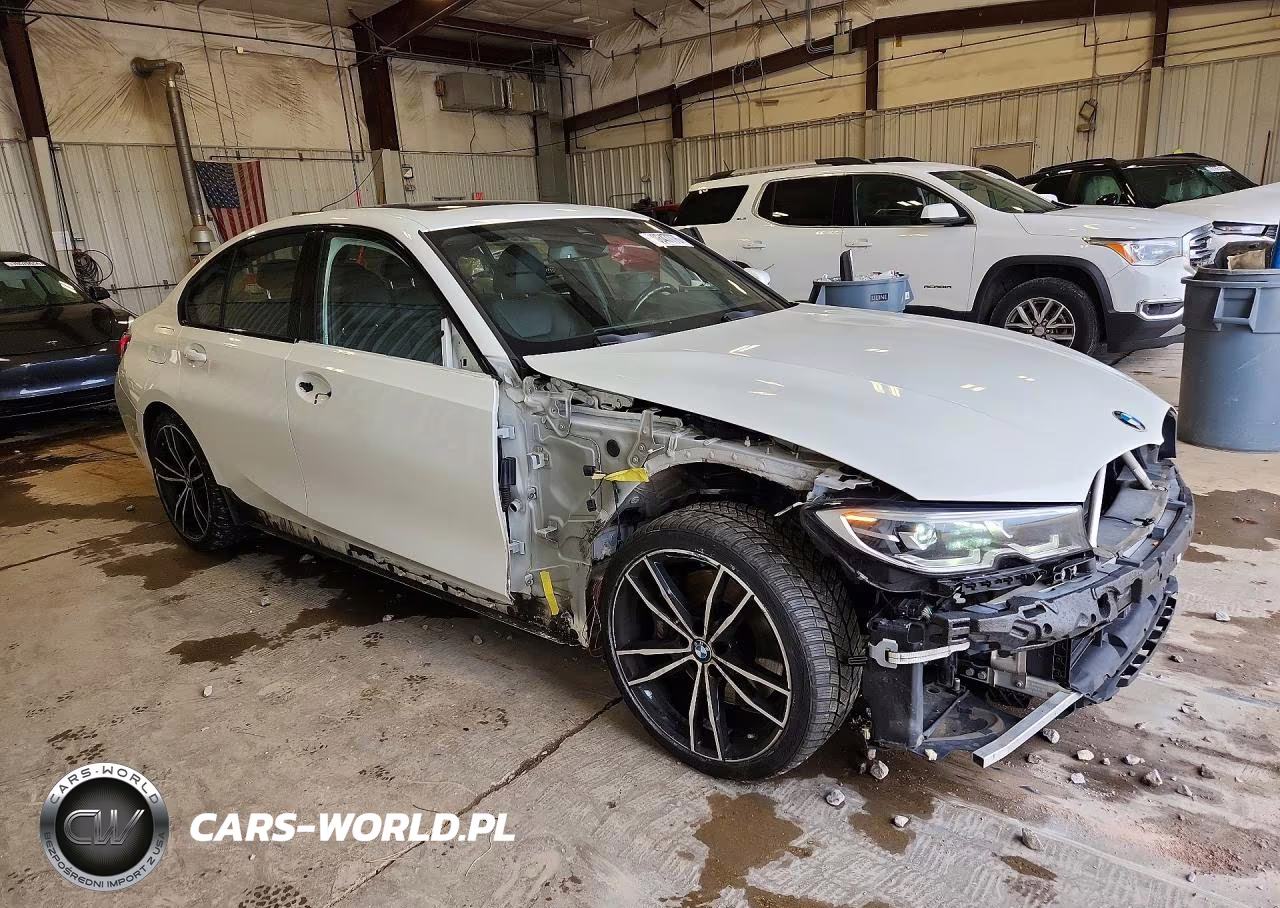 2019 BMW 330I VIN:WBA5R1C55KAK11486 - 4