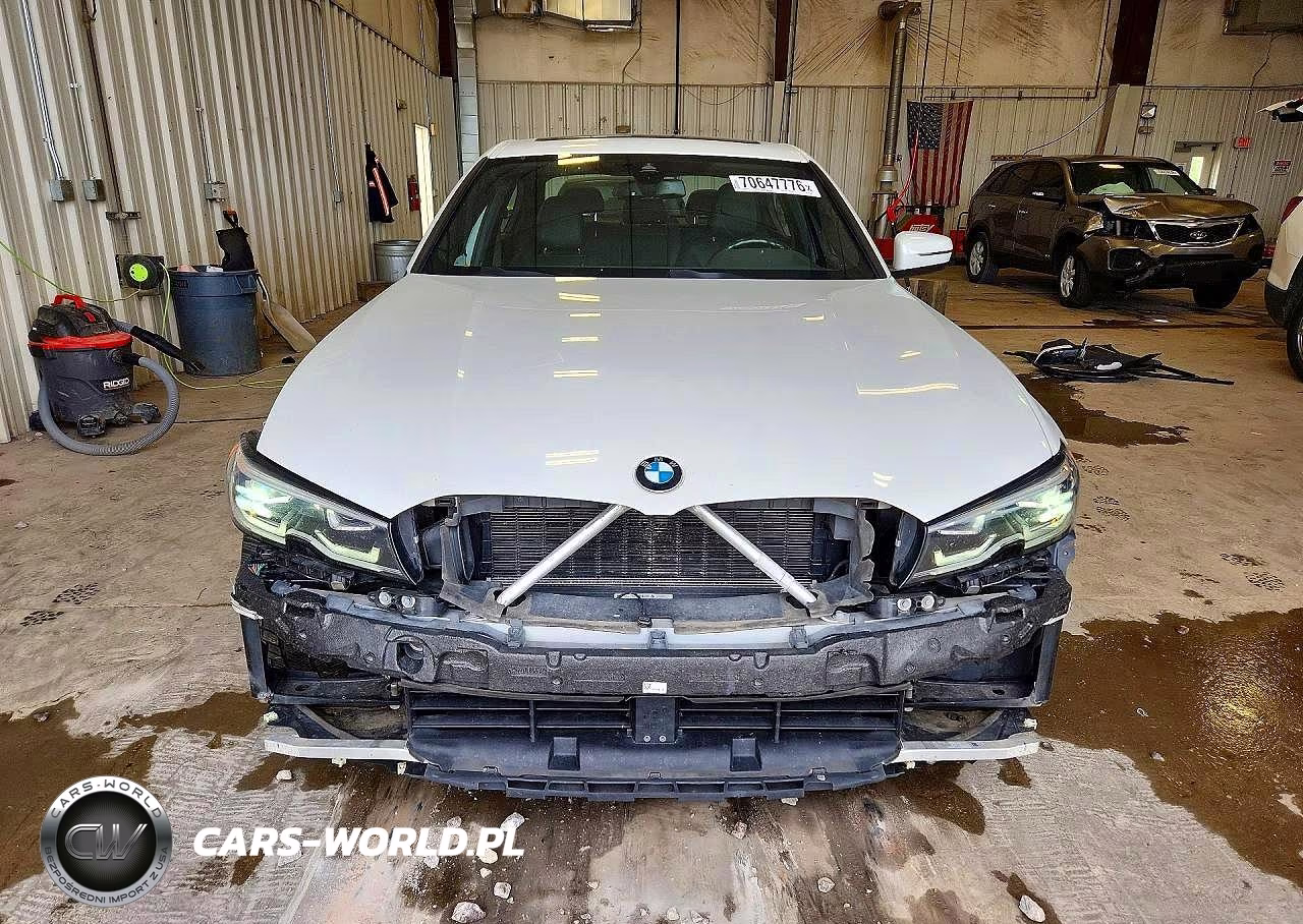 2019 BMW 330I VIN:WBA5R1C55KAK11486 - 5