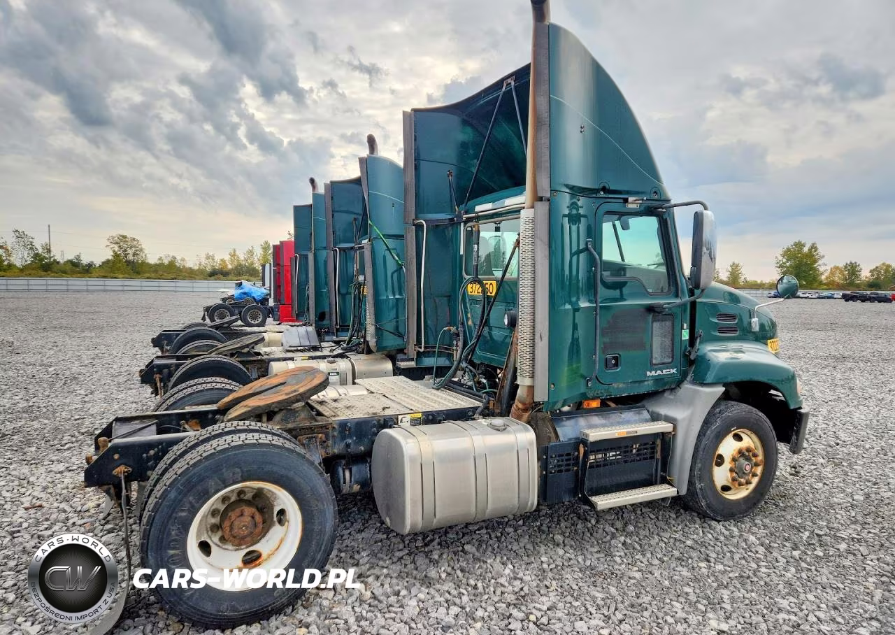 2018 Mack 600 Cxu600 VIN:1M1AW01X5JM010581 - 3