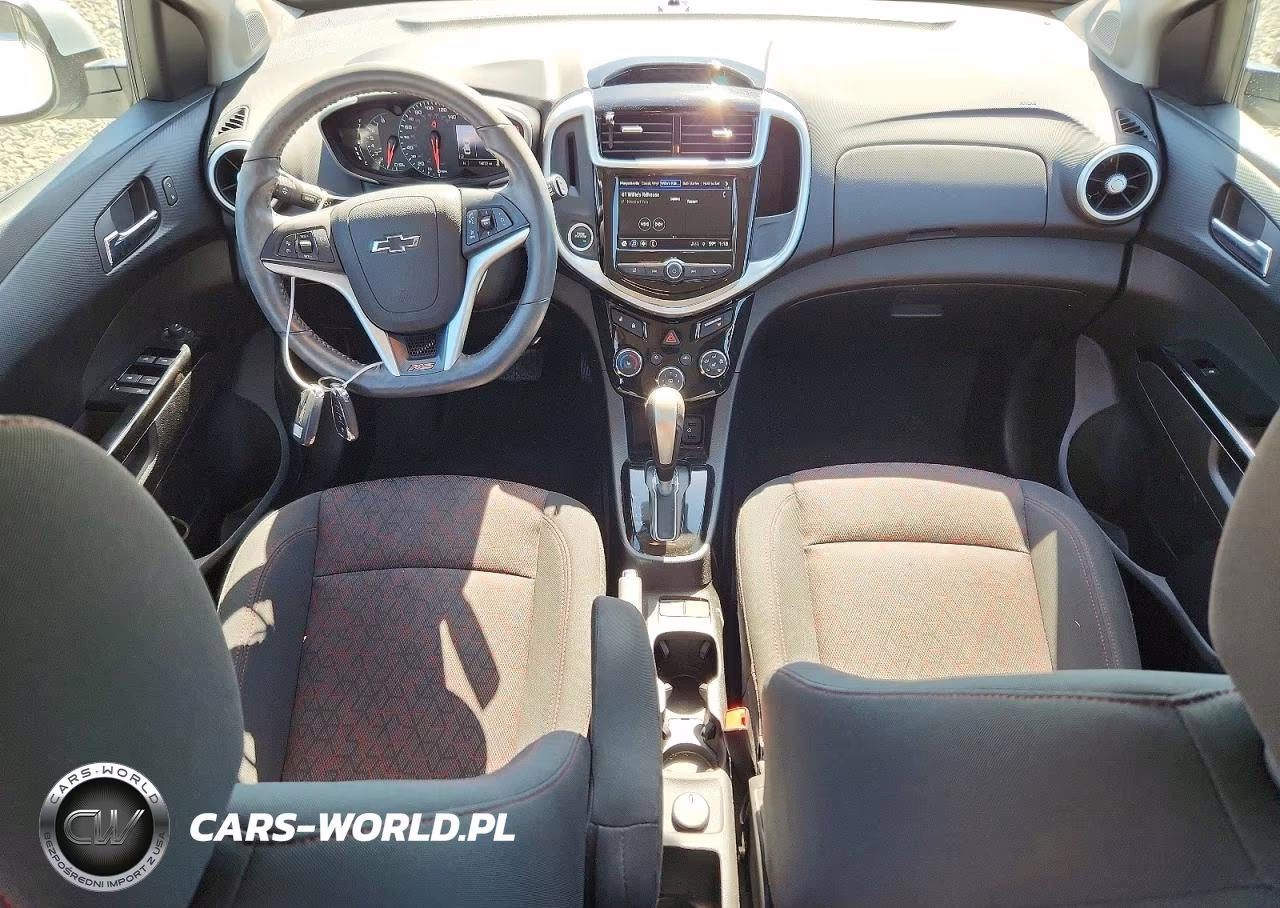 2018 Chevrolet Sonic Lt VIN:1G1JD6SBXJ4129747 - 8