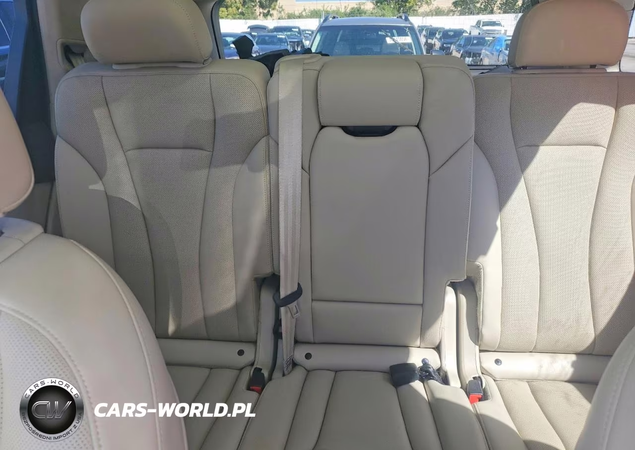 2019 Audi Q7 Prestige VIN:WA1VAAF77KD015727 - 10