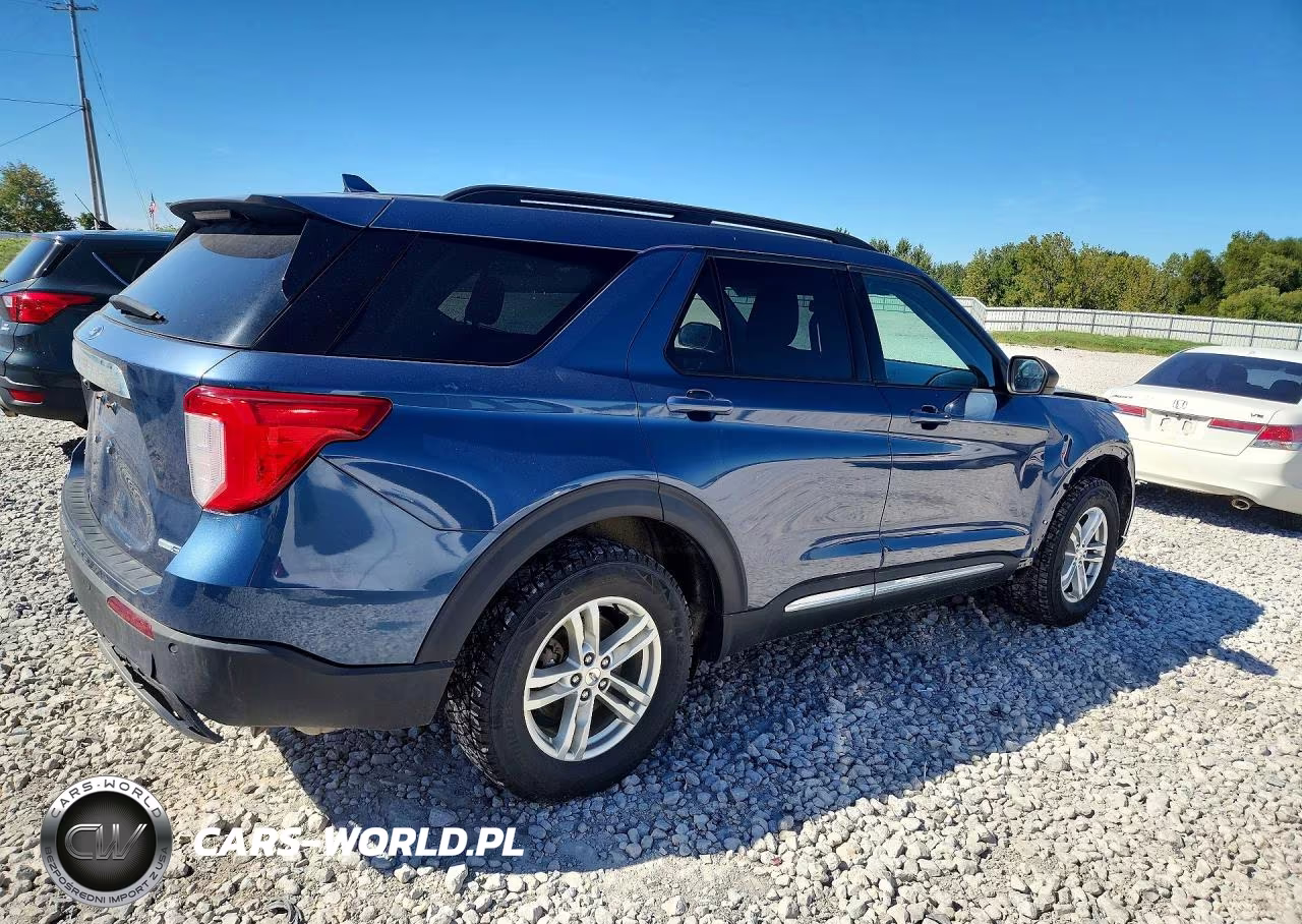 2020 Ford Explorer Xlt VIN:1FMSK8DH9LGC44402 - 3