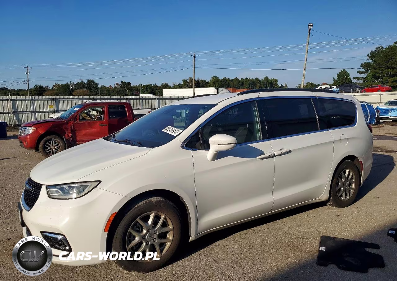 2022 Chrysler Pacifica Touring VIN:2C4RC1FG9NR158004 - 1
