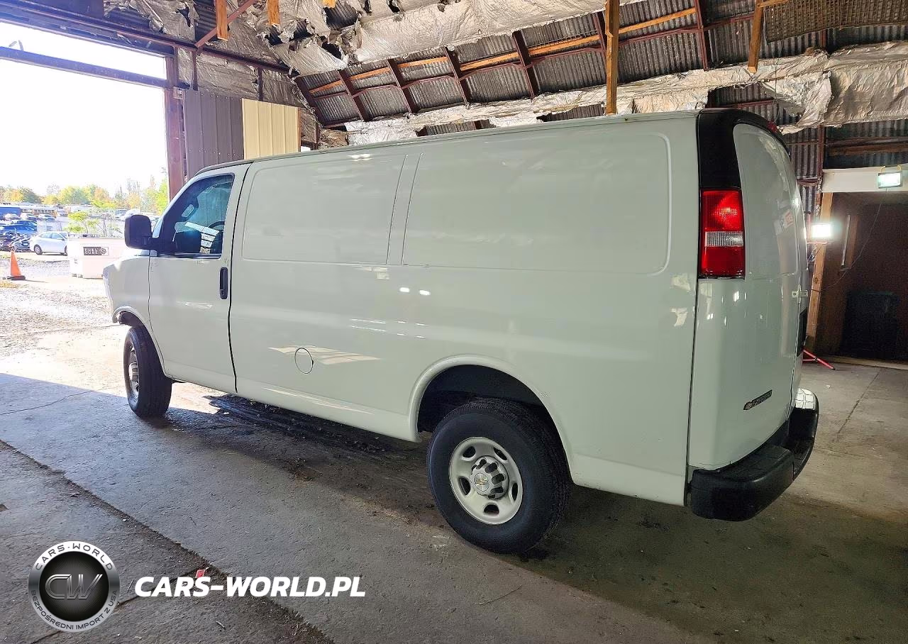 2023 Chevrolet Express G2500 VIN:1GCWGAFP0P1231808 - 2