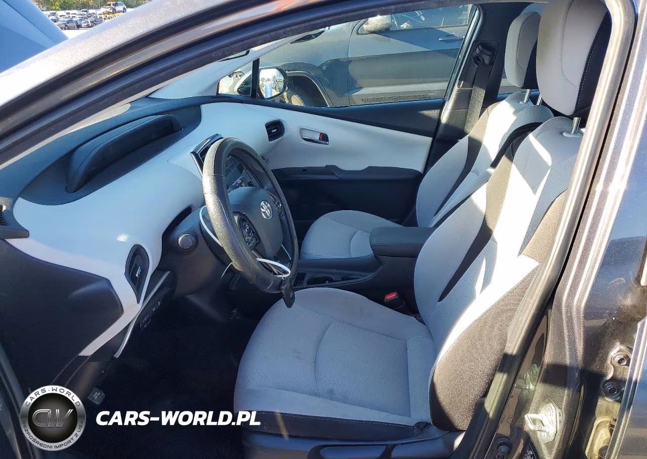 2019 Toyota Prius Le VIN:JTDKARFUXK3091221 - 7