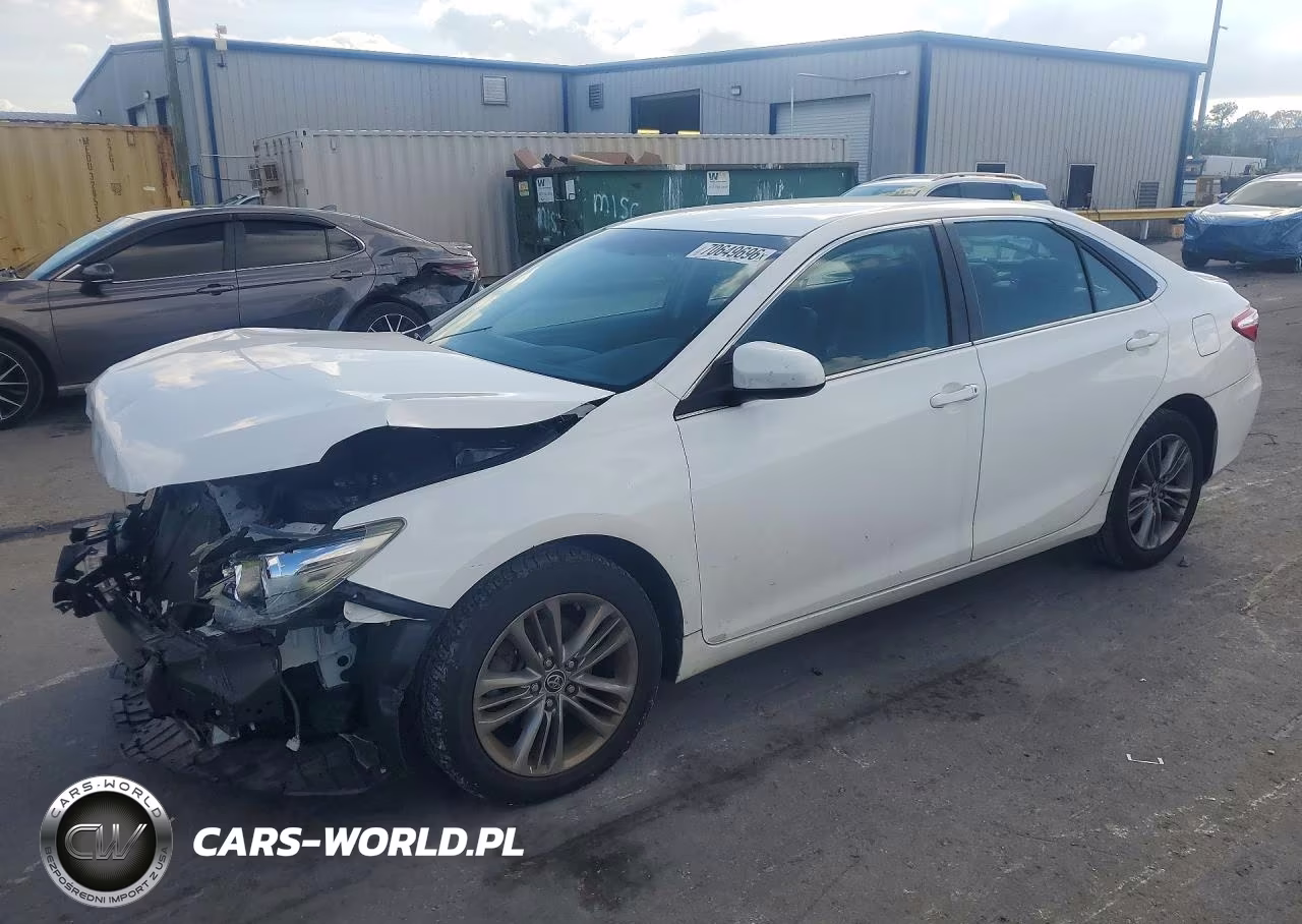 2015 Toyota Camry Se VIN:4T1BF1FK5FU952530 - 1