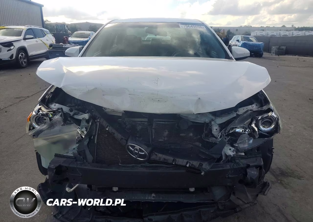 2015 Toyota Camry Se VIN:4T1BF1FK5FU952530 - 5