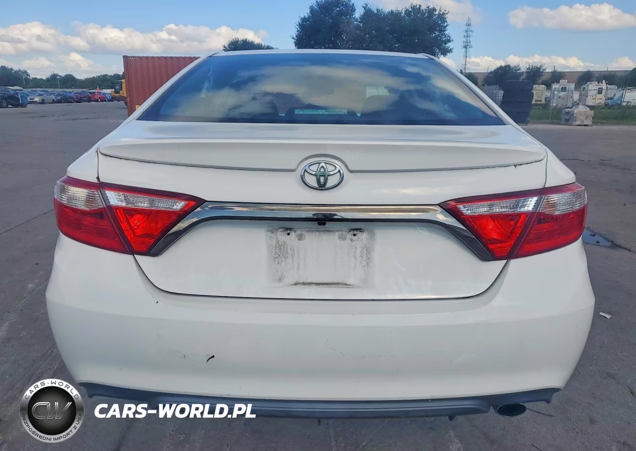 2015 Toyota Camry Se VIN:4T1BF1FK5FU952530 - 6