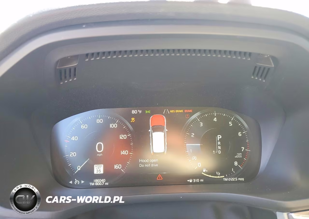 2018 Volvo Xc60 T5 VIN:LYV102RKXJB086636 - 9