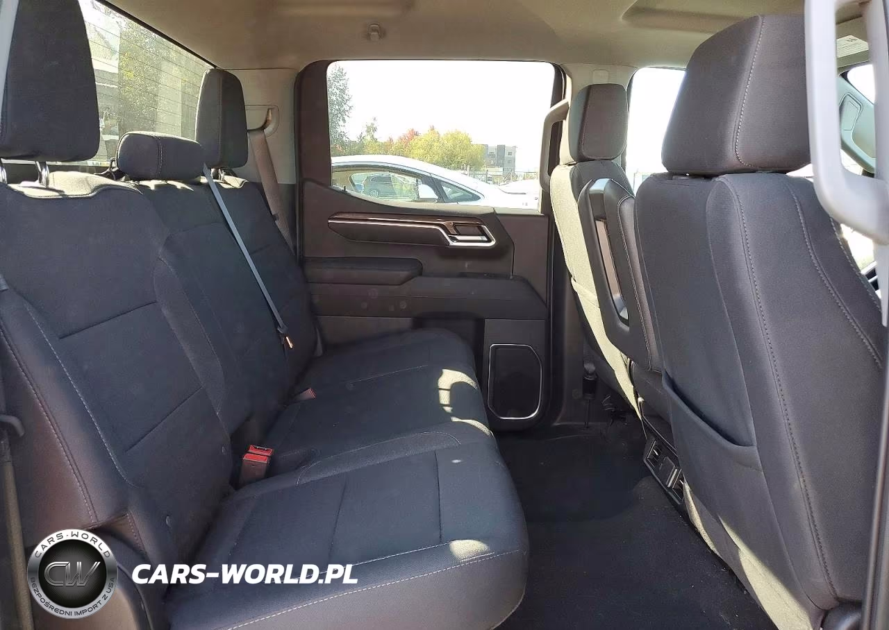 2025 Chevrolet Silverado K1500 Rst VIN:1GCPKEEK1SZ226739 - 10