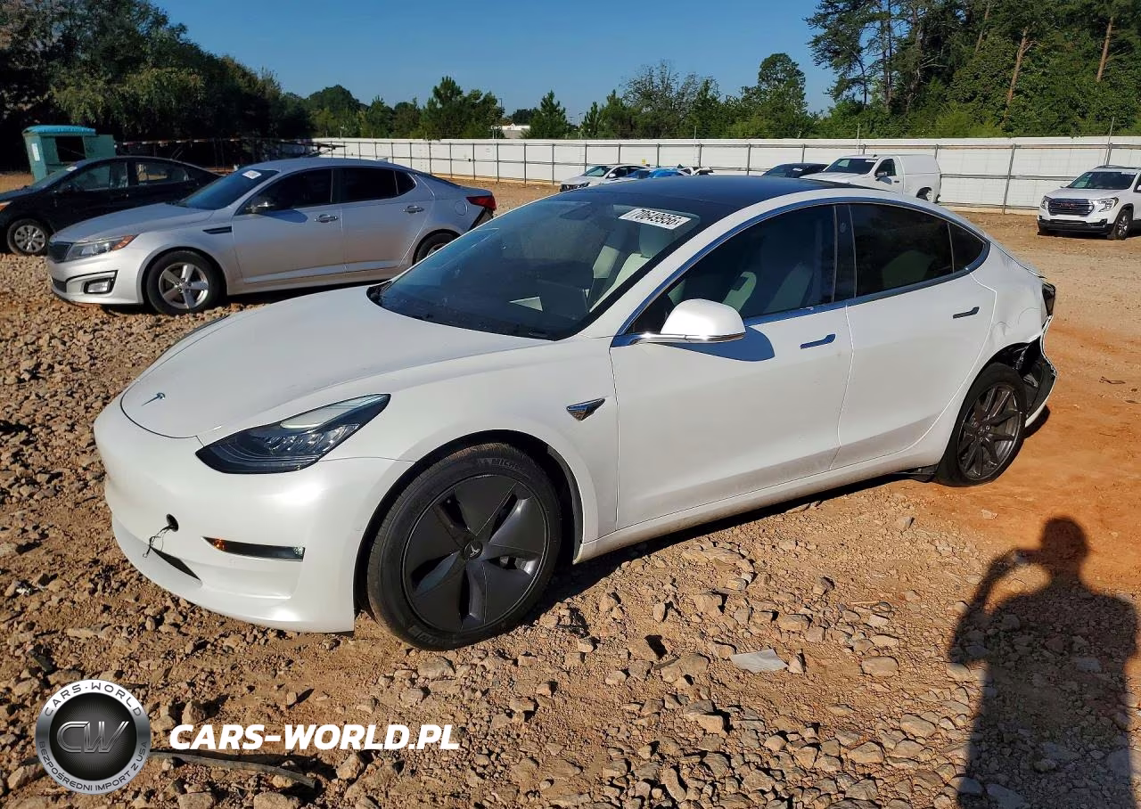 2020 Tesla Model 3 – zdjęcie 1 z 12