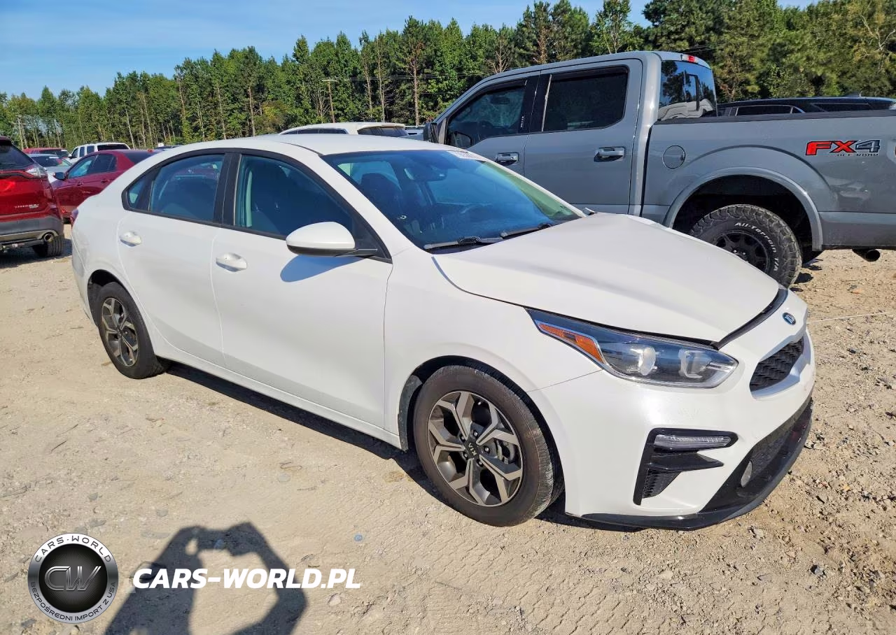 2021 Kia Forte Lxs VIN:3KPF24AD0ME386378 - 4