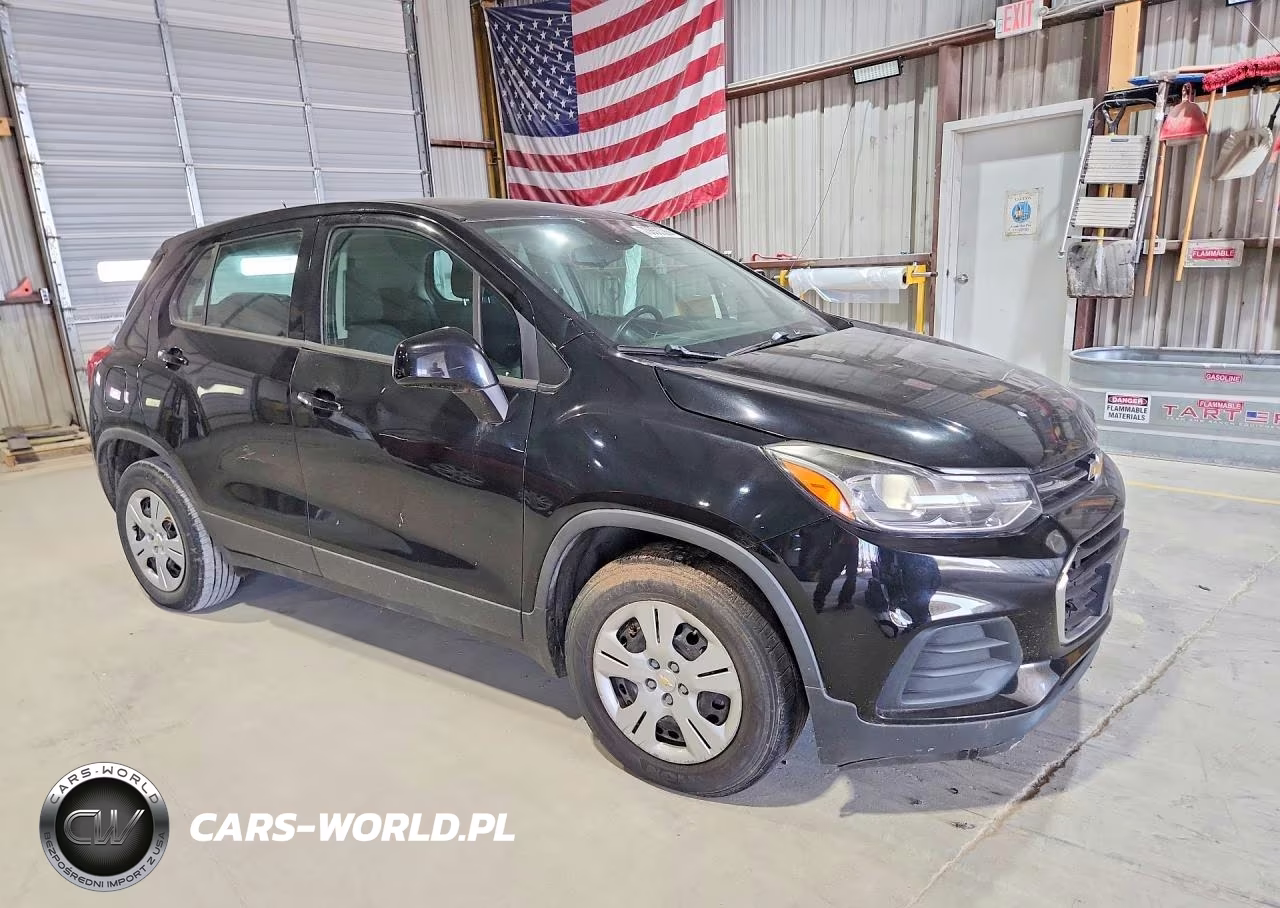 2018 Chevrolet Trax Ls VIN:3GNCJKSB9JL320627 - 4