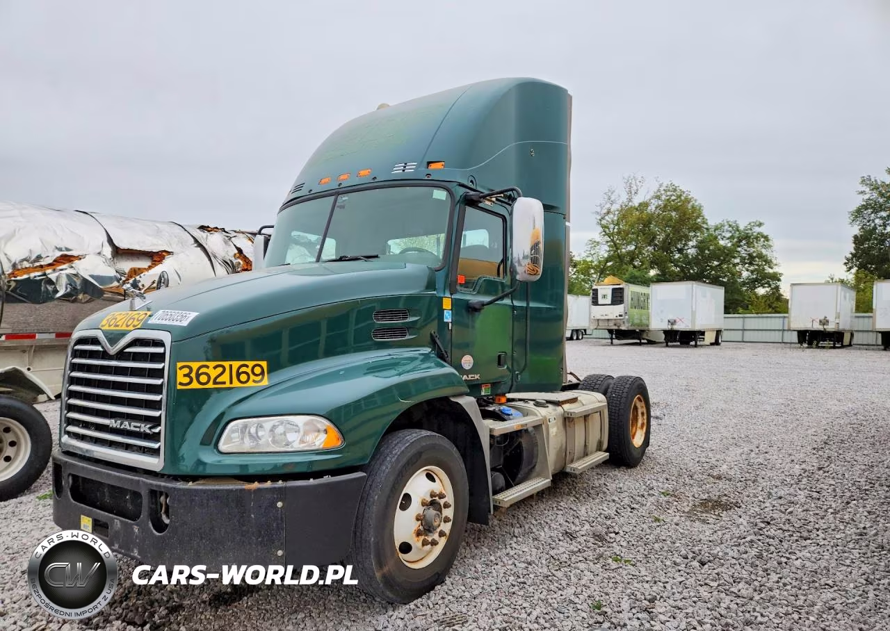 2017 Mack Cxu612 Semi Truck – zdjęcie 1 z 13