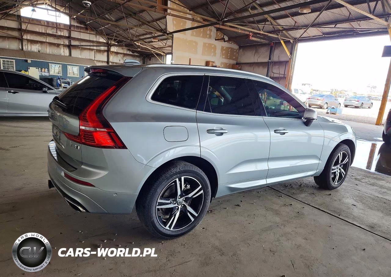 2018 Volvo Xc60 T6 R-Design VIN:YV4A22RM8J1031067 - 3