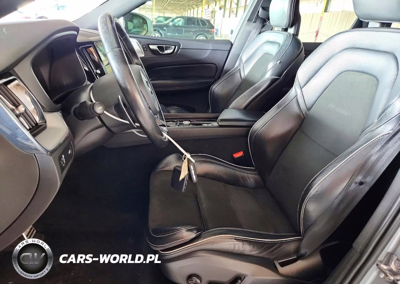 2018 Volvo Xc60 T6 R-Design VIN:YV4A22RM8J1031067 - 7