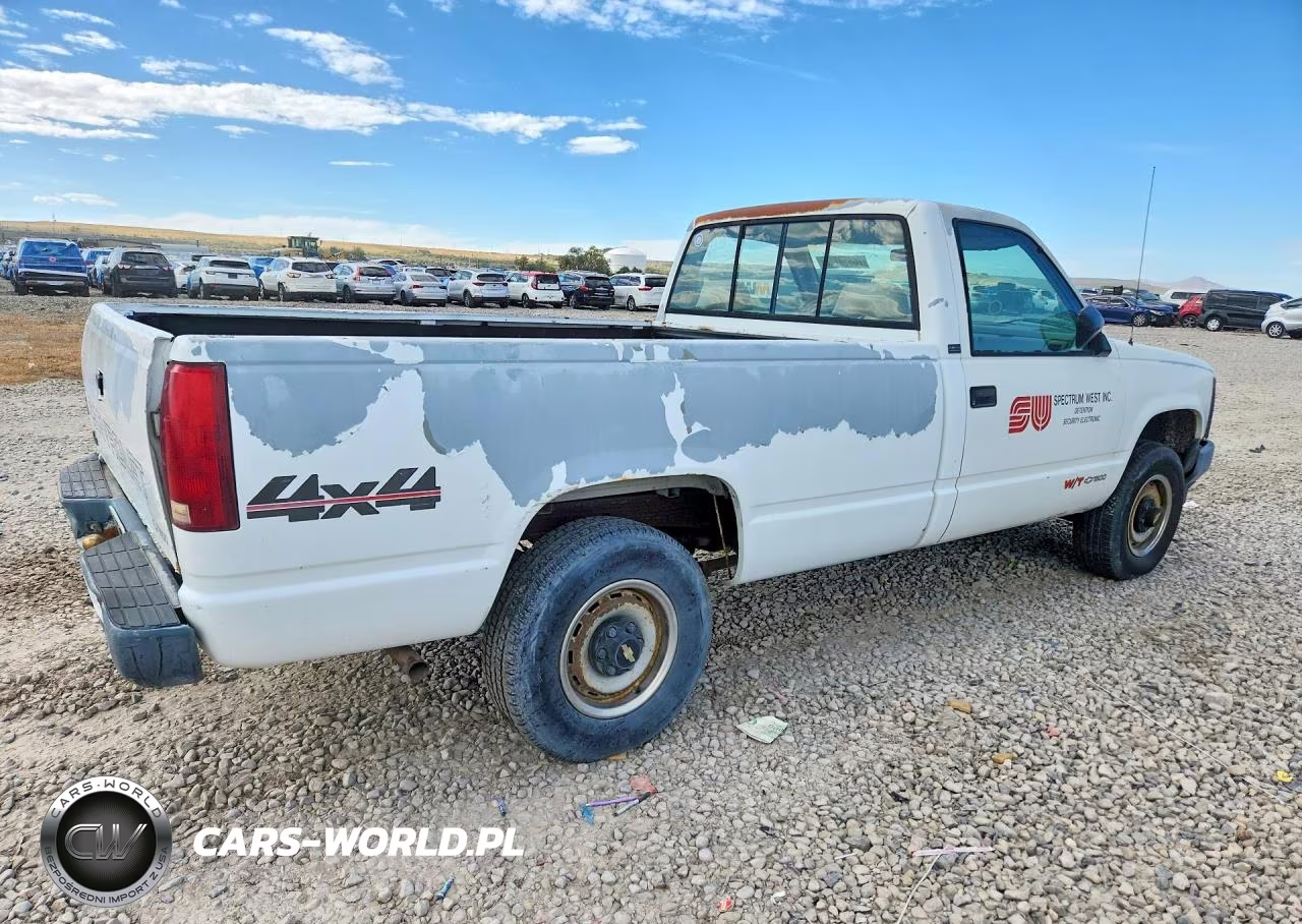 1992 Chevrolet Gmt-400 K1500 VIN:1GCEK14Z2NE167923 - 3