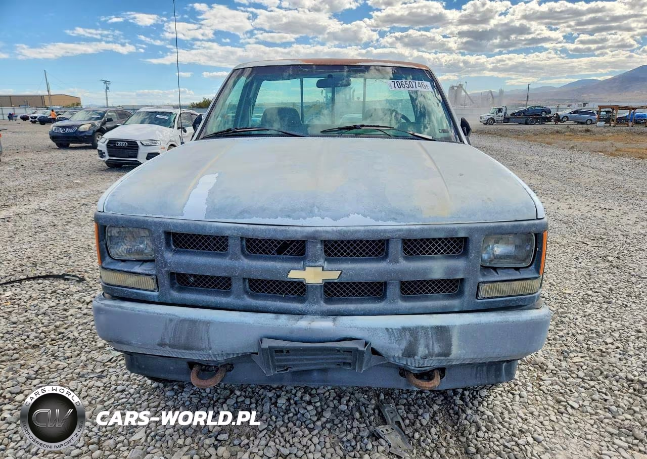 1992 Chevrolet Gmt-400 K1500 VIN:1GCEK14Z2NE167923 - 5