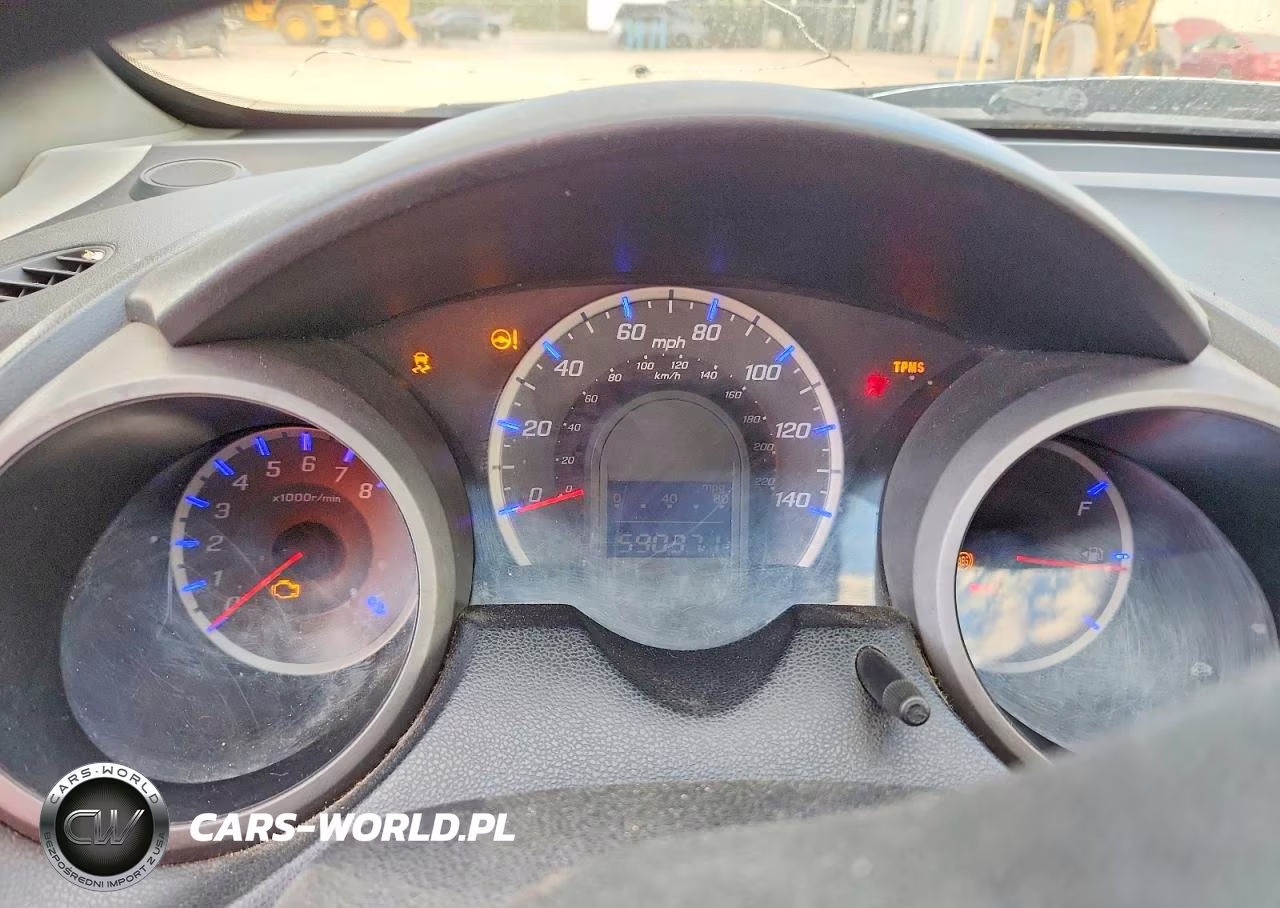2011 Honda Fit VIN:JHMGE8H37BS010978 - 9