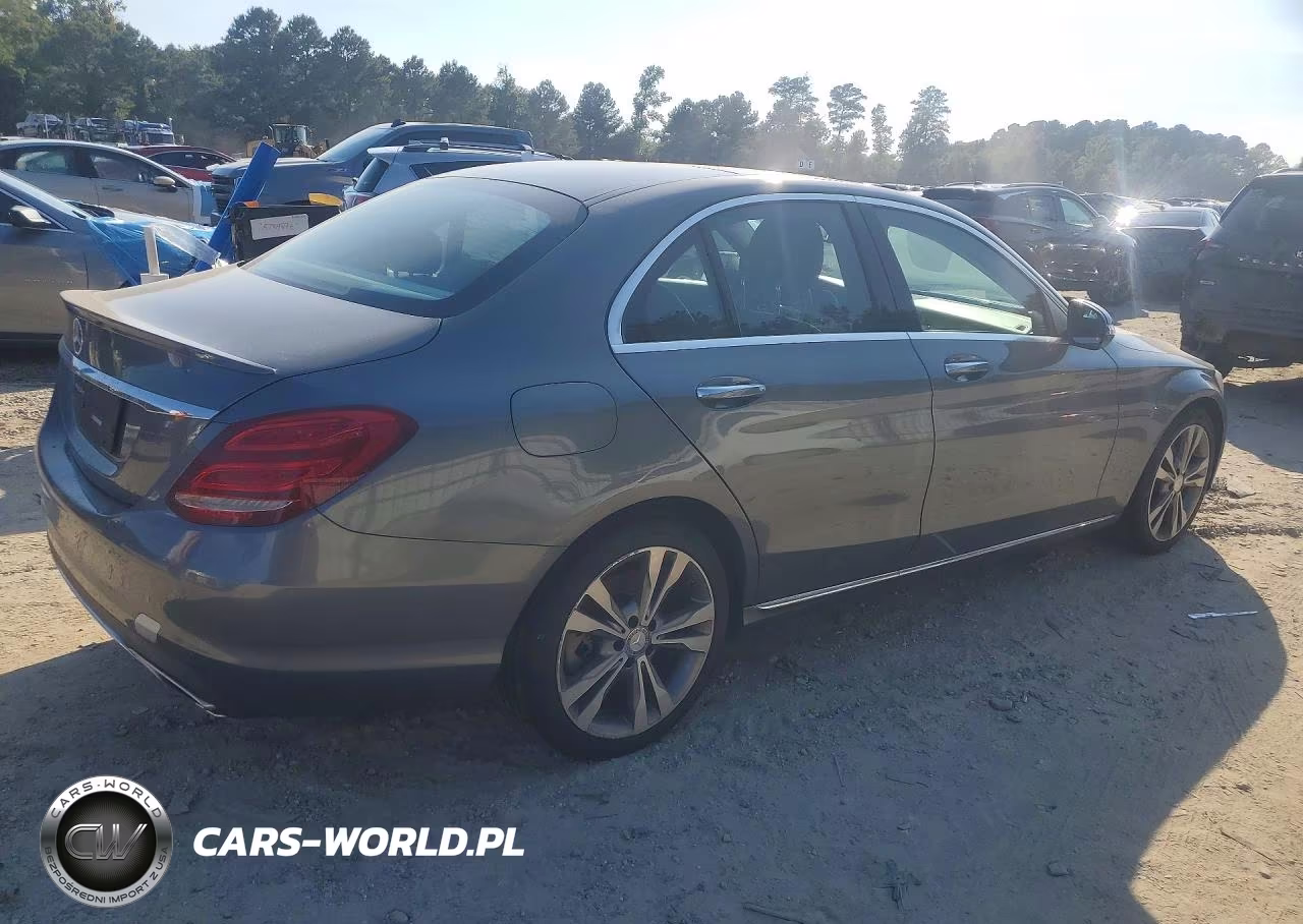 2017 Mercedes-Benz C 300 VIN:55SWF4JB1HU201871 - 3