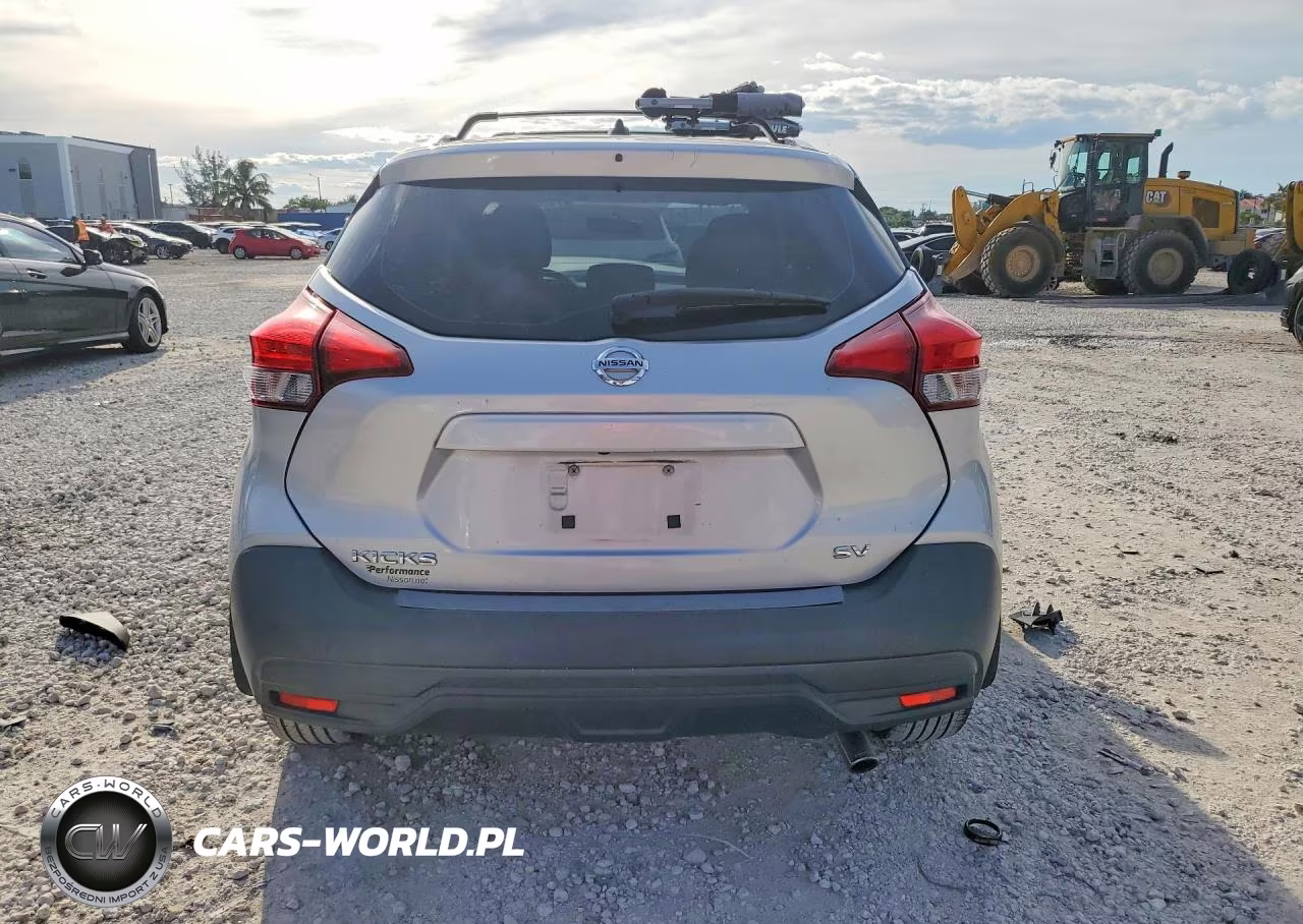 2018 Nissan Kicks Sv VIN:3N1CP5CU7JL536648 - 6