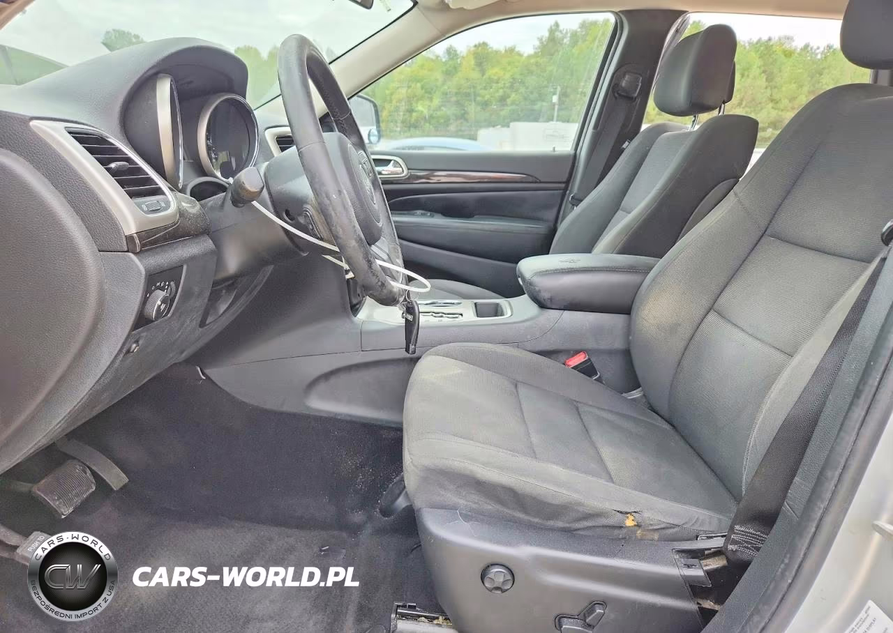 2012 Jeep Grand Cherokee Laredo VIN:1C4RJEAG0CC234977 - 7