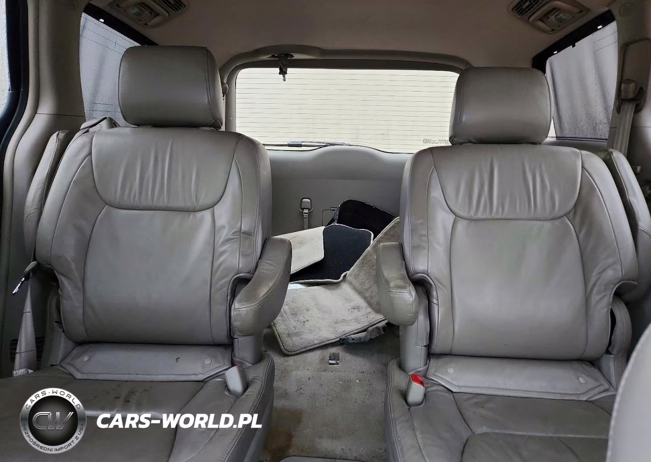 2008 Toyota Sienna Xle Limited VIN:5TDBK22C08S010087 - 10