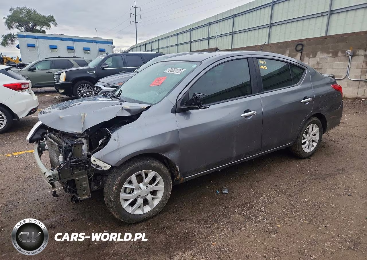2017 Nissan Versa 1.6 S