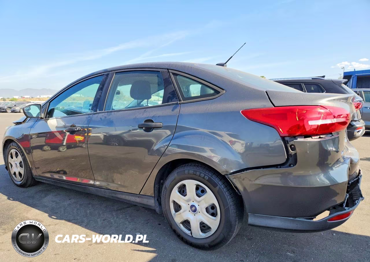 2016 Ford Focus S VIN:1FADP3E21GL282303 - 2