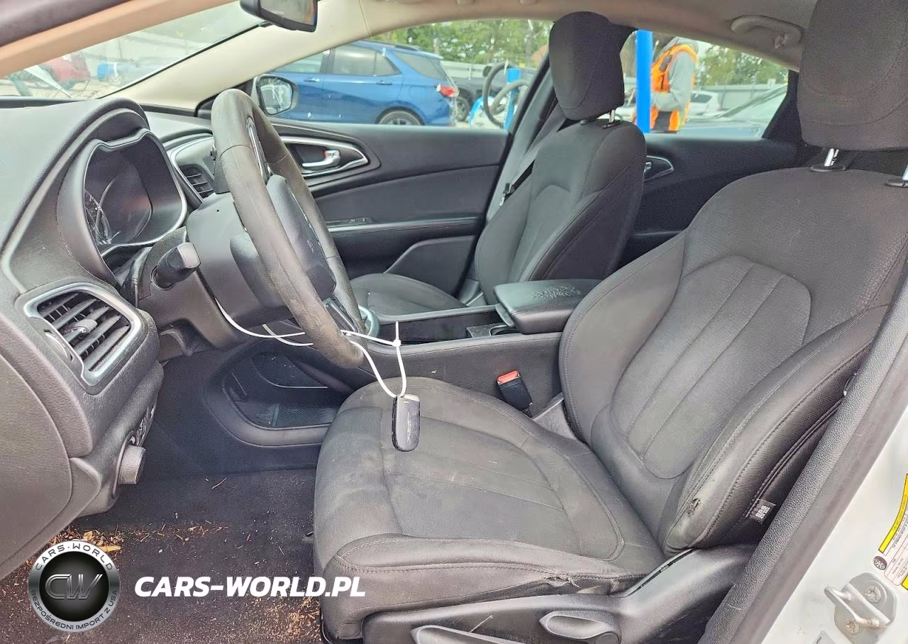 2015 Chrysler 200 Limited VIN:1C3CCCAB6FN691461 - 7
