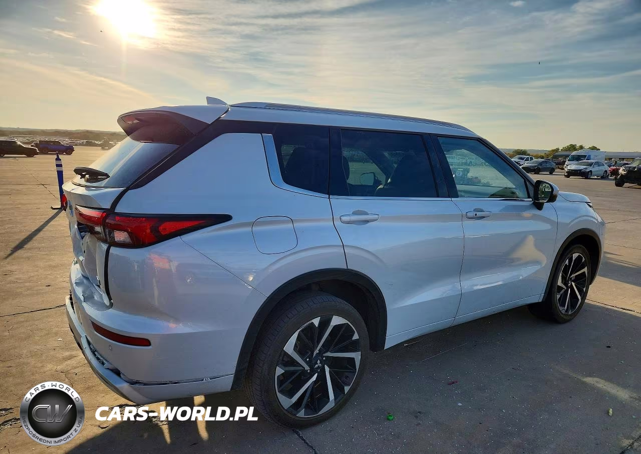 2022 Mitsubishi Outlander Sel VIN:JA4J3VA84NZ071597 - 3