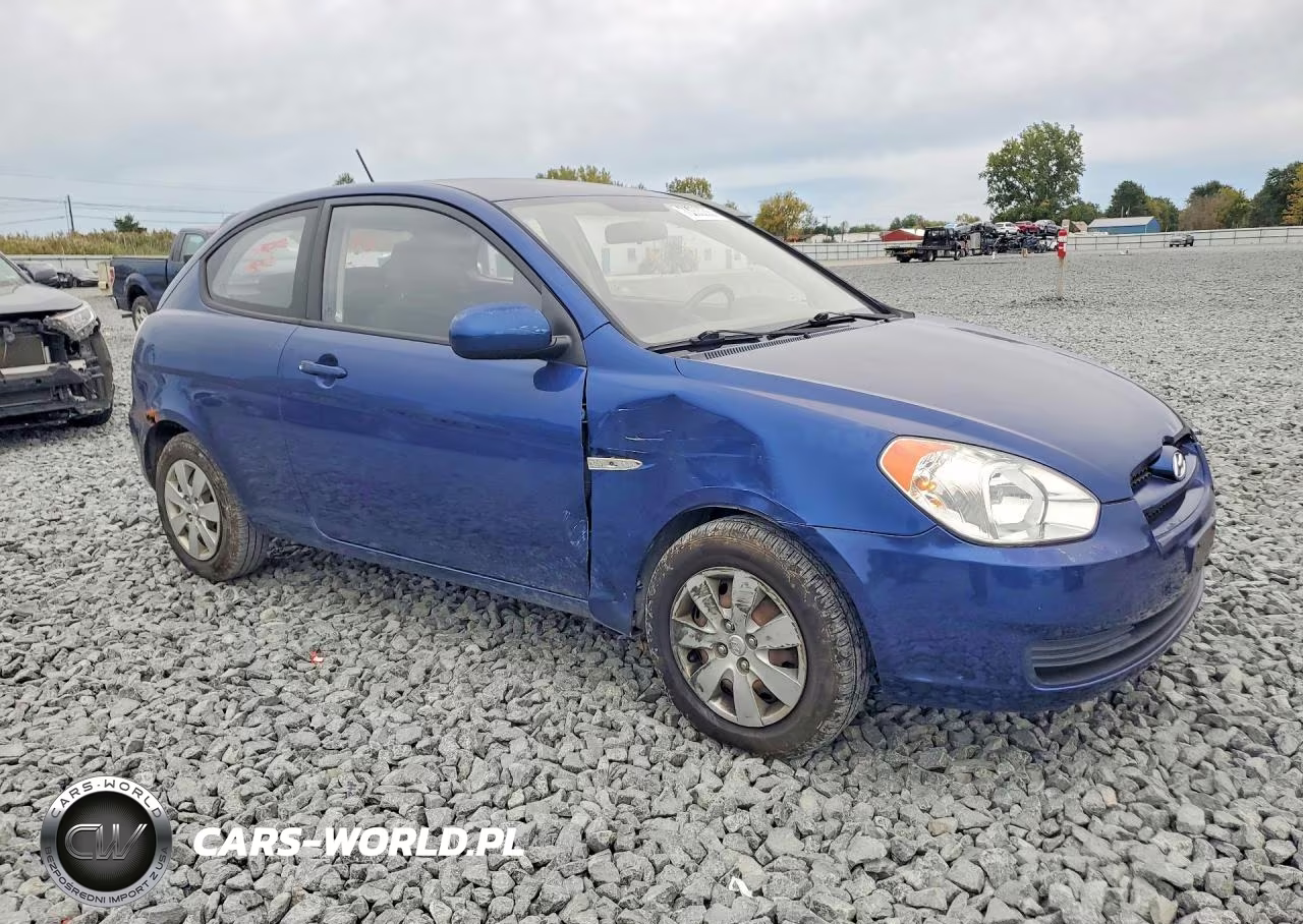 2011 Hyundai Accent Gs VIN:KMHCM3AC4BU188590 - 4
