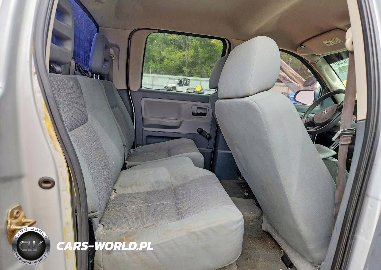 2005 Dodge Dakota Quad VIN:1D7HE28K75S363354 - 10