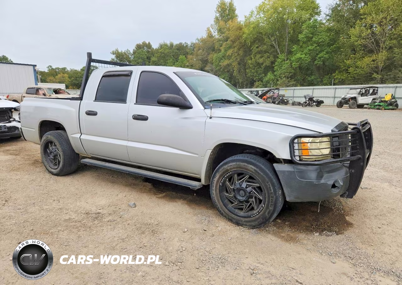 2005 Dodge Dakota Quad VIN:1D7HE28K75S363354 - 4