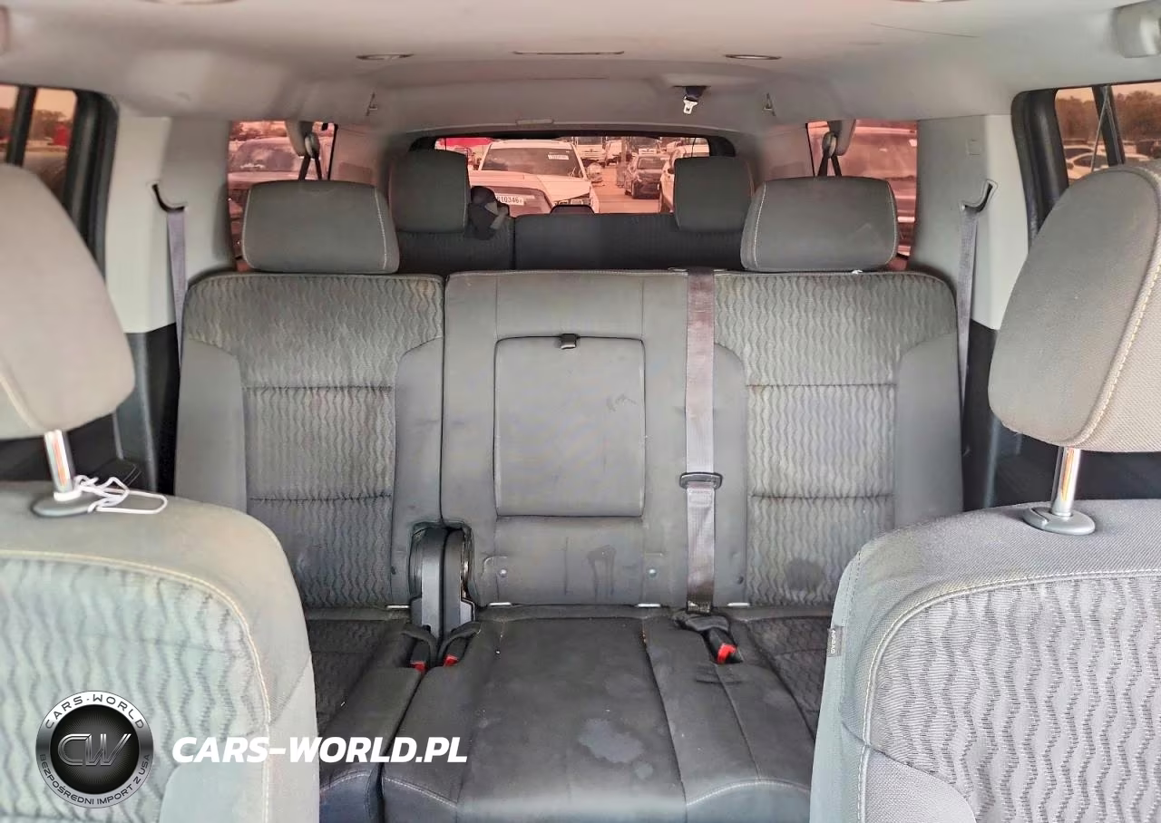2015 Chevrolet Suburban C1500 Ls VIN:1GNSCHKC0FR307542 - 10