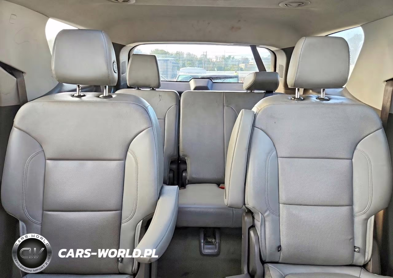 2018 Chevrolet Traverse Premier VIN:1GNERKKWXJJ270025 - 10