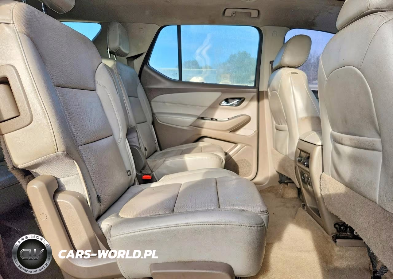 2018 Chevrolet Traverse Premier VIN:1GNERKKWXJJ270025 - 11