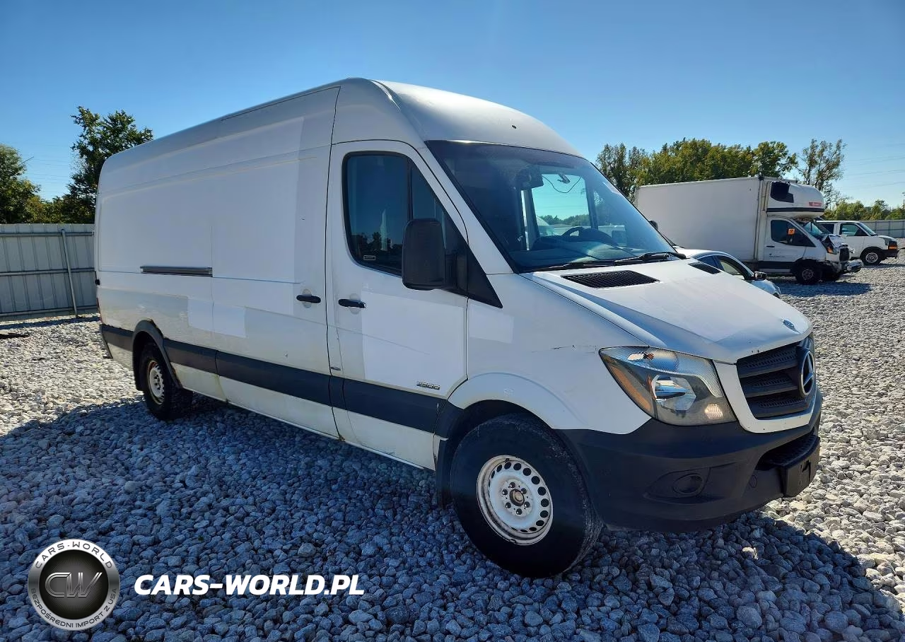 2015 Mercedes-Benz Sprinter 2500 VIN:WD3PE8DB0FP129960 - 4