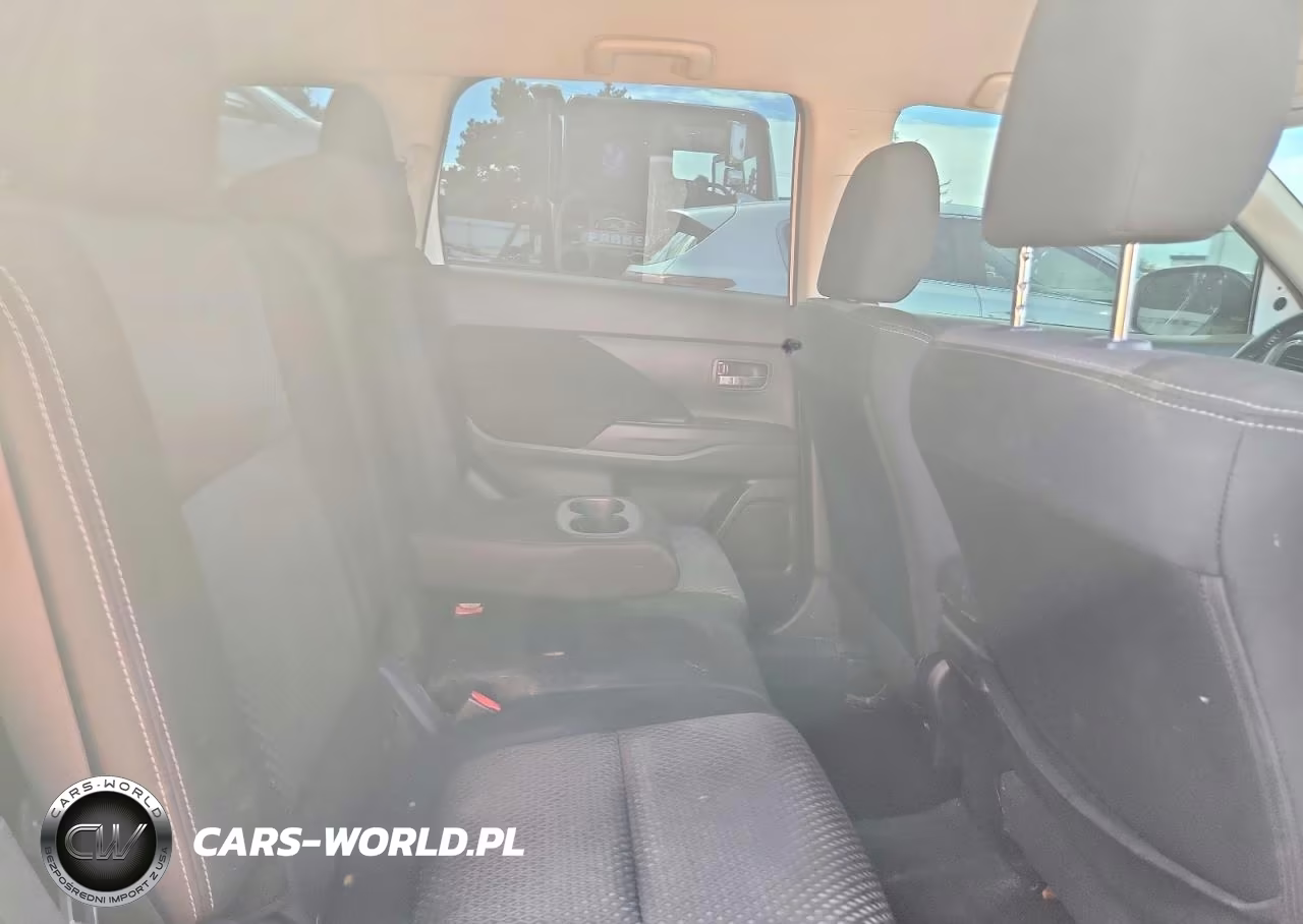 2016 Mitsubishi Outlander Se VIN:JA4AZ3A38GZ041142 - 11