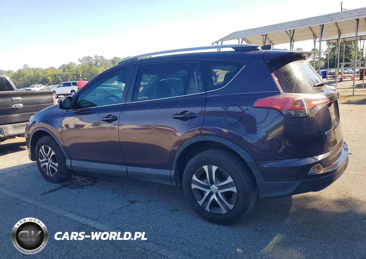 2018 Toyota Rav4 Le VIN:2T3ZFREV9JW475044 - 2