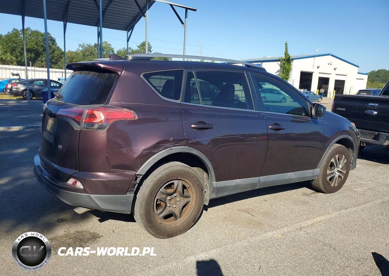 2018 Toyota Rav4 Le VIN:2T3ZFREV9JW475044 - 3